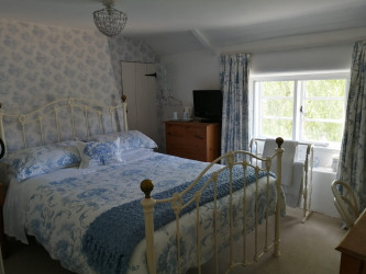 Bed and Breakfast Dorset Willows Tearoom Dorset Willow bedroom