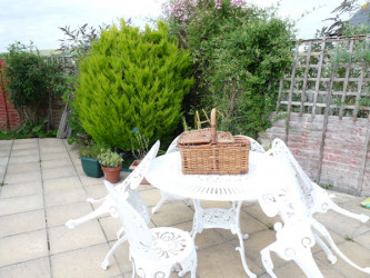 Willows Tearoom and B&B Shillingstone Dorset patio